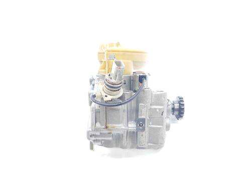 Foto 3ª: Bomba de Aceite Dacia Sandero 0.9 TCE 90CV [H4B408] (2012)