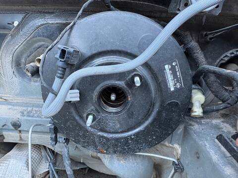 Servofreno Dacia Duster H5F404