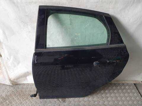 Puerta Trasera Izquierda Ford Focus AMBIENTE 95CV 70KW