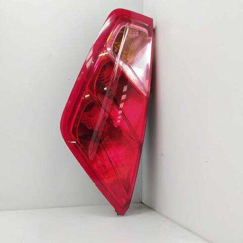 Piloto Trasero Izquierdo Fiat Punto 1.3 D MULTIJET