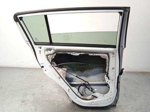 Foto 4ª: Puerta Trasera Izquierda Kia Sportage 1.7 CRDI 116CV 85KW [D4FD] (2013)