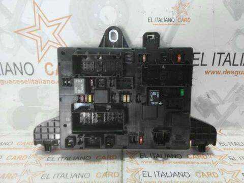 Foto 2ª: Caja Reles Fusibles Opel Astra 2.0 16V CDTI 165CV 121KW [A20DTH] (2011)