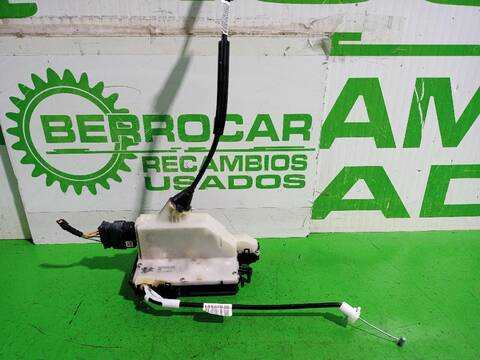 Foto 3ª: Cerradura Puerta Trasera Izquierda Peugeot 2008 ALLURE 110CV (2013)