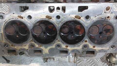 Foto 2ª: Culata Citroen C4 SEDUCTION 114CV 84KW [9H05] (2014)