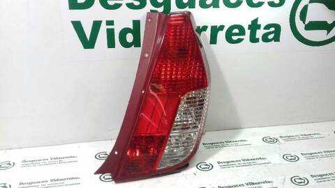 Foto 2ª: Piloto Trasero Derecho Hyundai i10 1.1 12V CAT 67CV 49KW [G4HG] (2011)