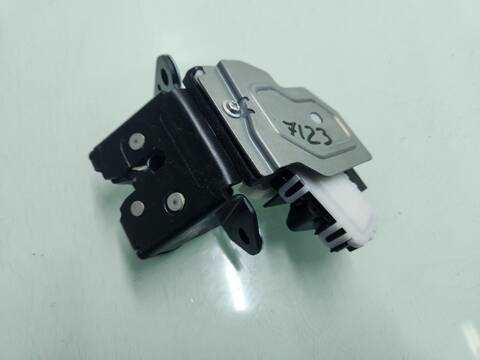 Cerradura Maletero Portón Mazda CX5 2.0 G 165CV 121KW CENTER-LINE 2WD
