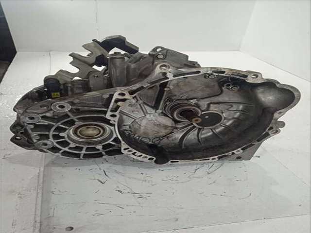 Foto 3ª: Caja Cambios Chevrolet Cruze LT 150CV 110KW [Z20S1] (2010)