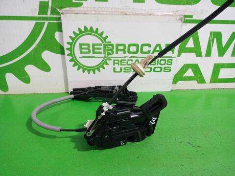 Foto 3ª: Cerradura Puerta Delantera Derecha Volkswagen Golf ADVANCE 105CV [CAYC] (2008)