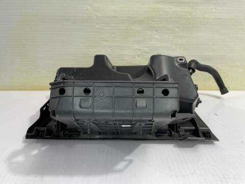 Foto 2ª: Guantera Volkswagen Polo A-POLO 75CV [CHYB] (2014)