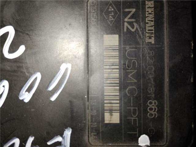 Foto 3ª: Caja Reles Fusibles Renault Scenic 1.5 AUTHENTIQUE [1.5 LTR. - 78 KW DCI DIESEL] (JM)(2003-_) [K9K P7]