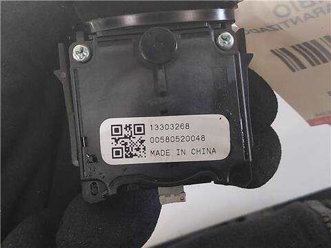 Foto 3ª: Mando Multifuncion Opel Astra 2.0 CDTI 160CV 118KW [A 20 DTH] (2010)