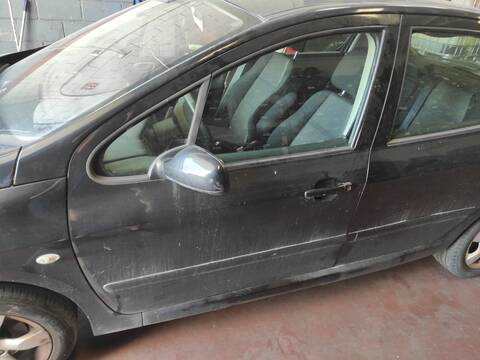 Puerta Delantera Izquierda Peugeot 307 9HY BERLINA