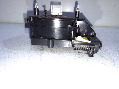 Foto 2ª: Anillo Airbag Volkswagen Golf SPORTLINE BERLINA 140CV 103KW [BKD] (2004)