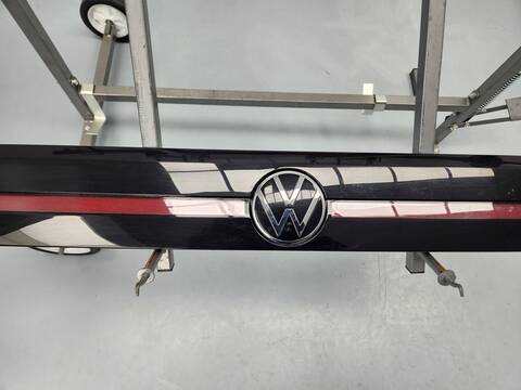 Foto 2ª: Piloto Trasero Central Volkswagen T-Cross BASIS 95CV 70KW [DLAC] (2021)