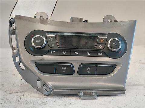 Mando Climatizador Ford Focus 1.6 TITANIUM BERLINA 150CV 110KW