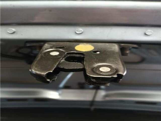 Cerradura Maletero Portón Volkswagen Passat 2.0 TDI 16V