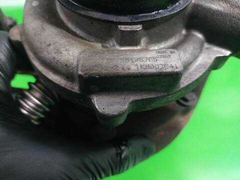 Foto 3ª: Turbocompresor Opel Zafira 1.9 CDTI CAT Z 19 DTL) 101CV [D/ Z19DT] (2005)