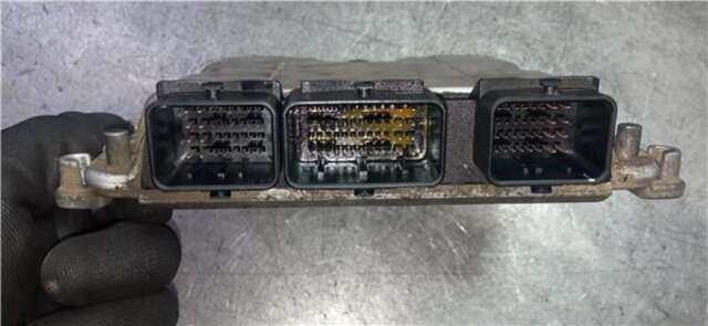 Foto 3ª: Centralita Motor ECU Citroen Xsara 2.0 HDI EXCLUSIVE [2.0 LTR. - 66 KW HDI CAT (RHY - DW10TD)] [RHY (DW10TD)]