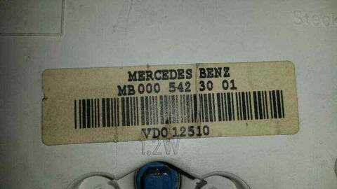Foto 3ª: Cuadro de Instrumentos Mercedes Vito 79CV 58KW CAJA CERRADA