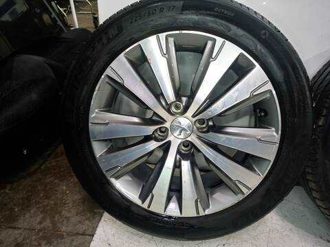 Foto 3ª: Juego LLantas Peugeot 3008 STYLE 114CV 84KW [9HD] (2014)
