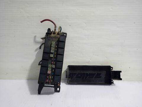 Caja Reles Fusibles Chrysler Voyager 2.5 TD FAMILY 116CV