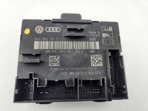 Foto 2ª: Centralita Motor ECU Audi A1 AMBITION 185CV 136KW [CAVG] (2011)