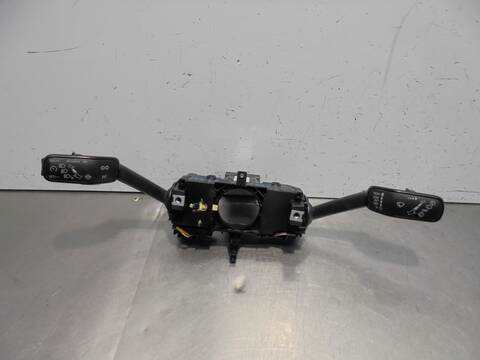 Mando Multifuncion Skoda Kamiq ACTIVE 115CV 85KW