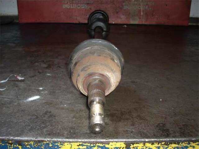 Foto 3ª: Transmision Delantera Derecha Opel Astra 1.7 DTI 16V [Y 17 DT]