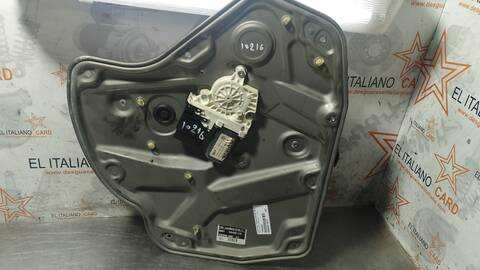 Foto 3ª: Elevalunas Manual Trasero Derecho Skoda Octavia 105CV 77KW [BKD] (2007)