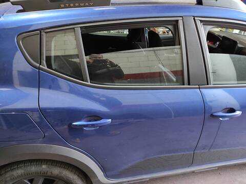 Puerta Trasera Derecha Dacia Sandero H4DF4