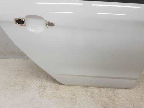 Foto 3ª: Puerta Trasera Derecha Citroen C4 FEEL 90CV 66KW (2020)