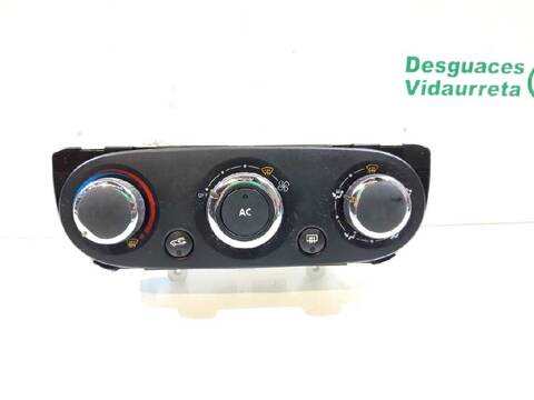 Mando Calefacción A. A. Renault Clio AUTHENTIQUE 73CV 54KW