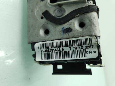 Foto 3ª: Cerradura Puerta Trasera Derecha Jeep Compass LIMITED 4X2 120CV 88KW [55260384] (2018)