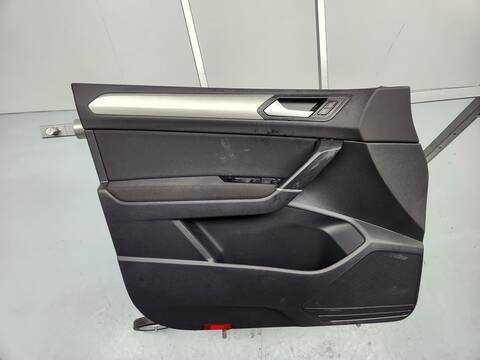 Foto 4ª: Tapizados Cartoneras Volkswagen Touran LIFE 149CV 110KW [DXPA] (2024)
