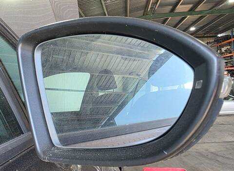 Retrovisor Derecho Volkswagen Golf ADVANCE BLUEMOTION TECH 110CV 81KW