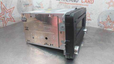 Foto 2ª: Sistema Audio Radio CD Volkswagen Golf SPORTLINE BERLINA 140CV 103KW [BKD] (2005)