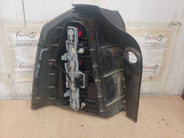 Foto 2ª: Piloto Trasero Derecho Opel Zafira 1.9 CDTI FAMILY B [Z19DT] (2006)