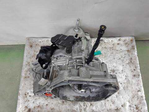 Foto 3ª: Caja Cambios Dacia Sandero STEPWAY EXTREME GO (2022)