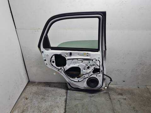 Foto 2ª: Puerta Trasera Izquierda Suzuki SX4 2.0 DDIS TD 135CV 99KW [D20AA] (2013)