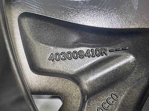 Foto 3ª: Juego LLantas Dacia Sandero H4D470 (2024)