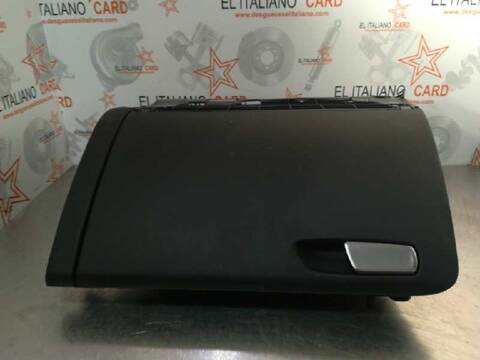 Guantera Audi A4 BASICO 143CV 105KW