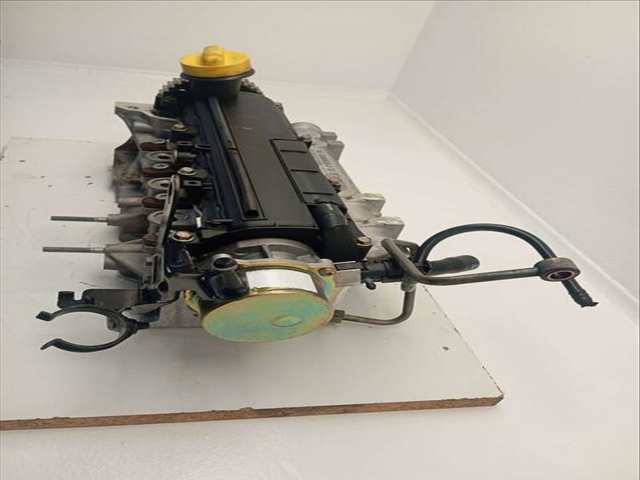 Foto 2ª: Culata Renault Megane CONFORT DYNAMIQUE BERLINA 101CV 74KW II BERLINA 5P [K9K729] (2004)