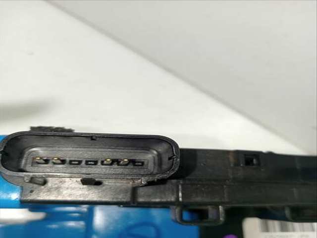 Foto 3ª: Cerradura Puerta Trasera Derecha Hyundai Veloster 1.6 TGDI CAT 186CV (2011)