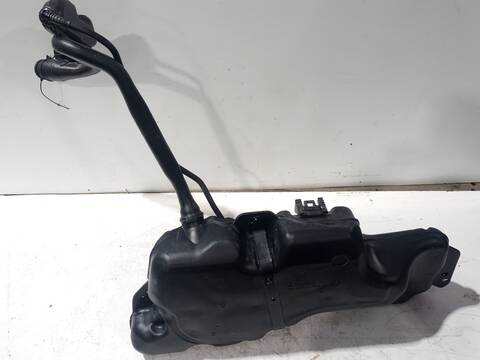 Foto 3ª: Deposito de Combustible Jeep Avenger ALTITUDE (2023)