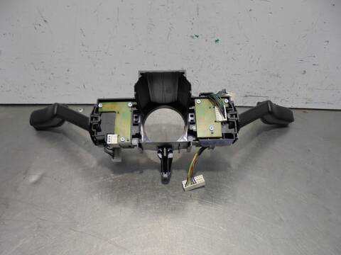Foto 2ª: Mando Multifuncion Seat Leon 1.6 TDI 110CV 81KW [CXX] (2016)