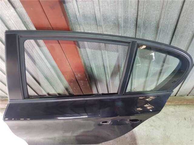 Foto 2ª: Puerta Trasera Izquierda Bmw Serie 1 114 2.0 118D [2.0 LTR. - 90 KW 16V DIESEL CAT] [M47N 204 D4]
