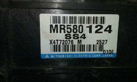 Foto 2ª: Centralita Motor ECU Mitsubishi Montero 3.2 DI-D CAT 165CV 121KW [4M41] (2002)