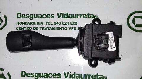 Foto 2ª: Mando Multifuncion Bmw Serie 3 315 2.0 16V DIESEL CAT BERLINA 136CV 100KW [20-4D-1] (2000)