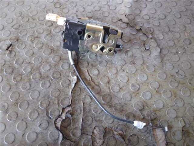 Cerradura Puerta Delantera Derecha Citroen C4 1.6 COLLECTION [1.6 LTR. - 80 KW HDI CAT (9HY - DV6TED4)]