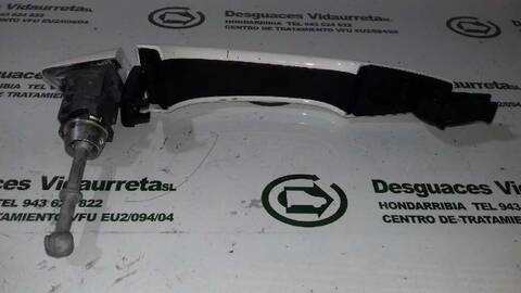 Foto 3ª: Maneta Exterior Delantera Izquierda Citroen C4 LIVE PICASSO 120CV 88KW [BH01] (2016)